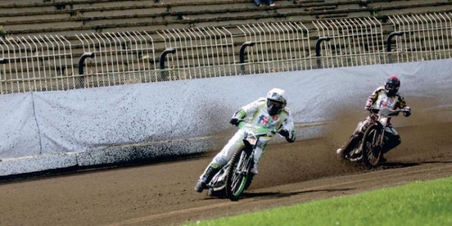 Andrei Popa şi Adrian Gheorghe sunt campionii naţionali la dirt track în 2016
